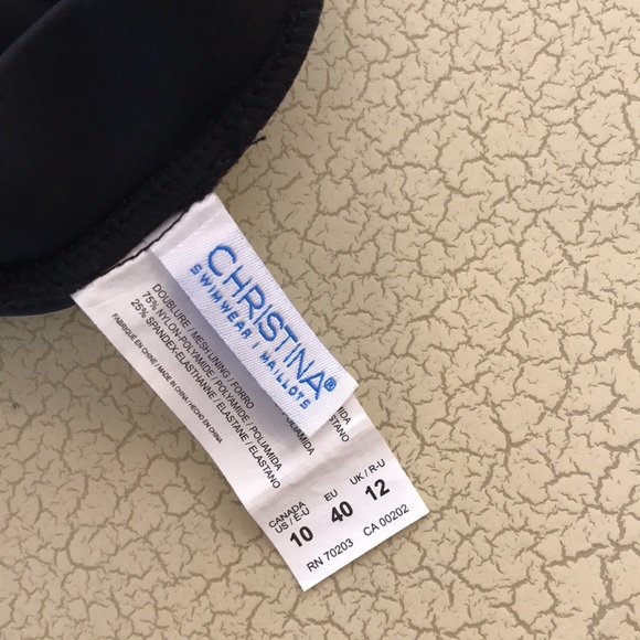 Christina 2 Piece Swim Set Size 12. - Picture 3 of 7